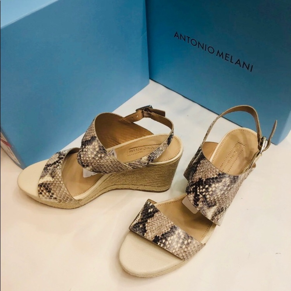 Antoni Melani wedges